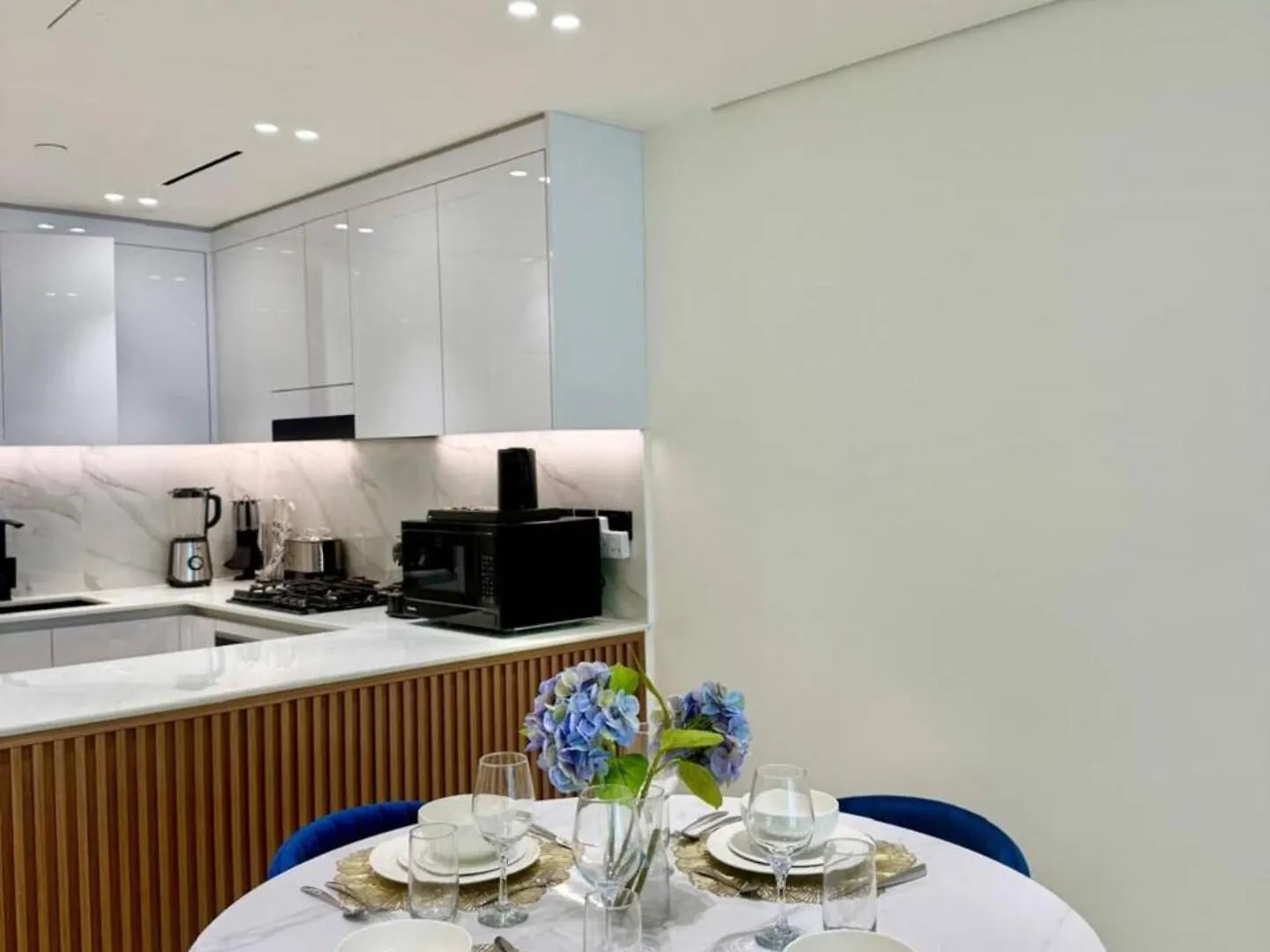 Apartment Luxurious And Spacious 1Br With Balcony In Jvc Dubai